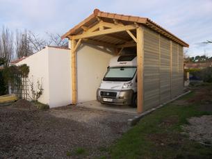 préau camping-car