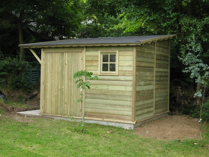 abri-de-jardin-bois-traité-317x311+casquette