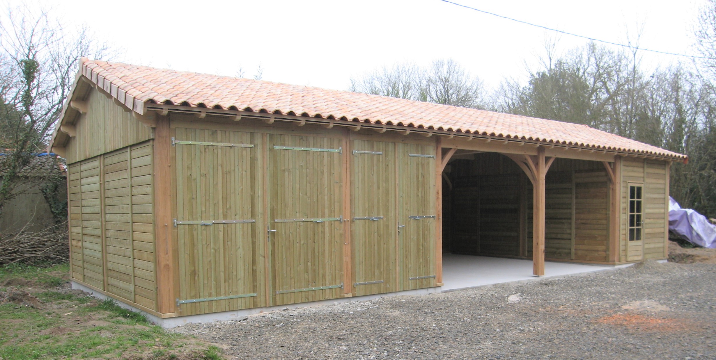 préau garage bois 580x1375