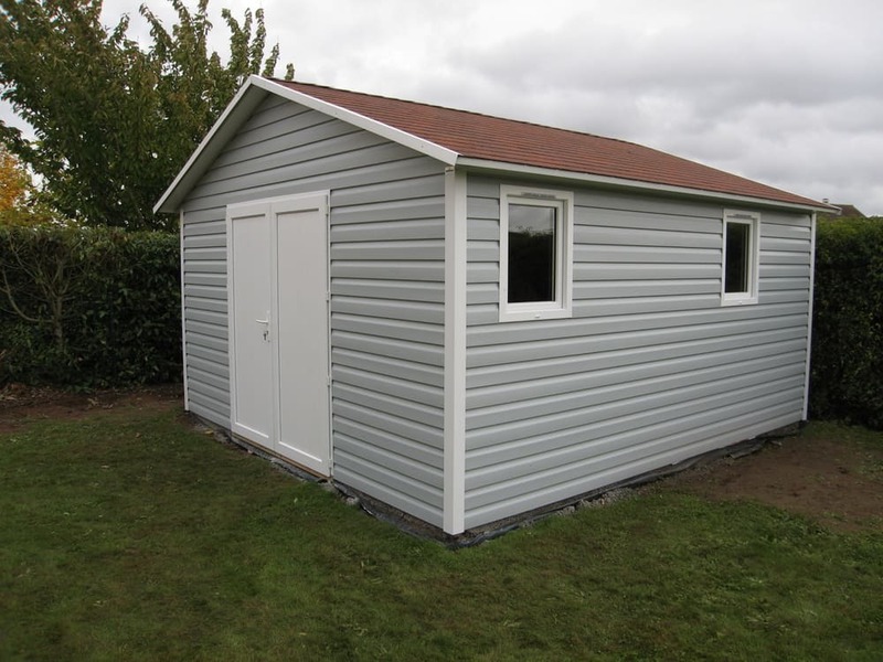 abri de jardin vinyle 377x445