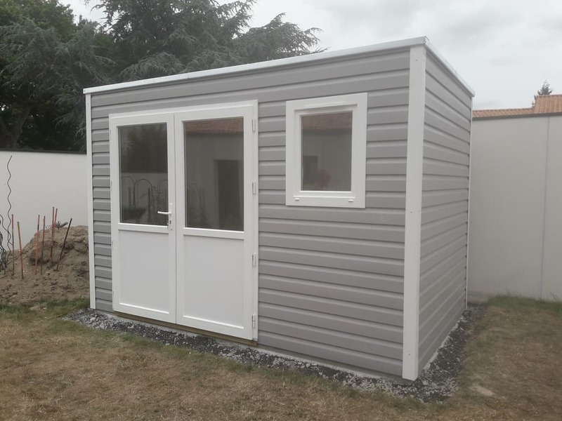 petit bureau de jardin toit plat 3m37x2m05